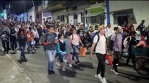 A horas de la toma de posesión del presidente Donald Trump sale la cuarta caravana iniciando desde este año 2025 Tapachula