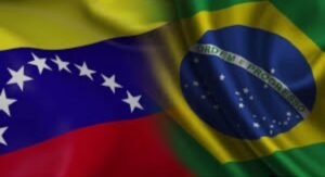 Tropa de la contrainteligencia venezolana cruzando la frontera con Brasil