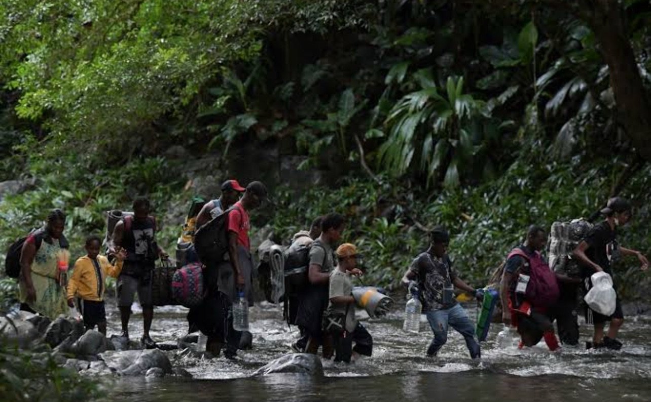 Baja un 96 % el paso de migrantes por la Selva del Darién