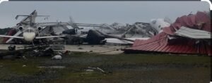 Tormenta provoca amenaza de tornados y fuego y causa al menos 16 muertes en EEUU