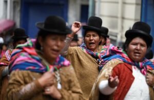 Crisis en Bolivia:Protestas por escasez de dólares y combustible
