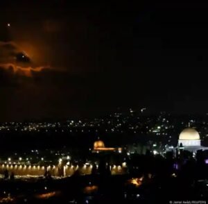 Las sirenas suenan en Israel por otro ataque desde Yemen
