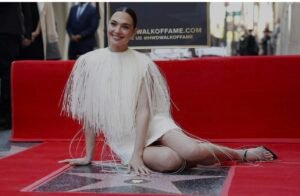 Gal Gadot, primera israelí en recibir una estrella en el Paseo de la Fama de Hollywood