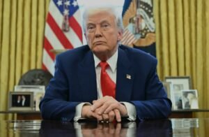 El gobierno de Trump anuncia una pausa de 90 días para los aranceles más elevados para decenas de países excepto China y las bolsas se disparan
