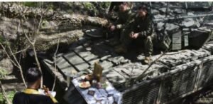 Rusia reanuda los ataques misiles  a Ucrania tras la tregua de Pascua: lanza 3 misiles y 96 drones sobre Ucrania