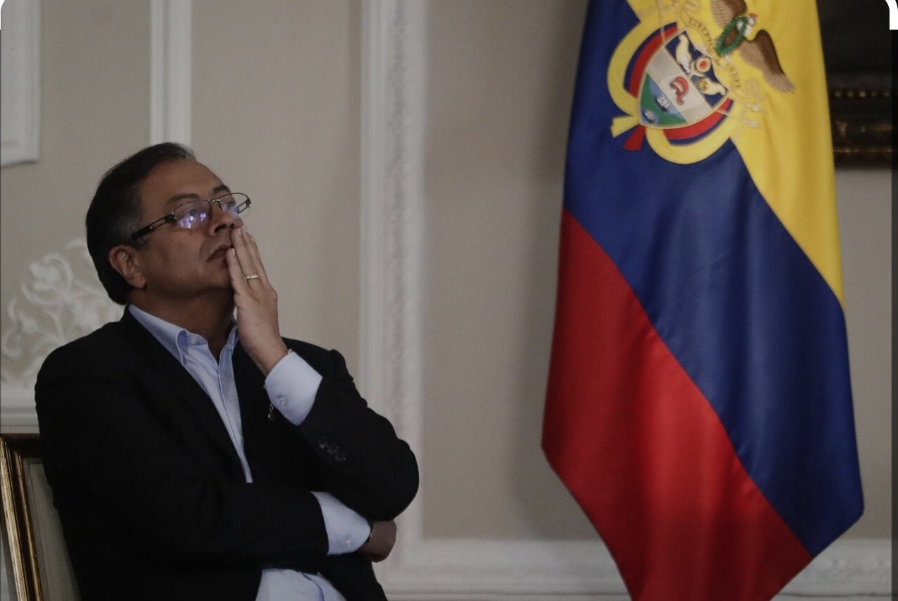 Fiscalía imputará a exministro de Petro por corrupción en Colombia