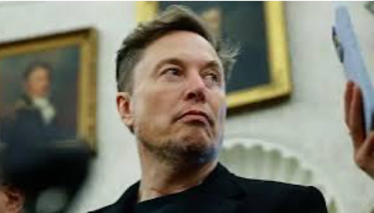 Musk llama “abominación repugnante” a la ley fiscal de Trump