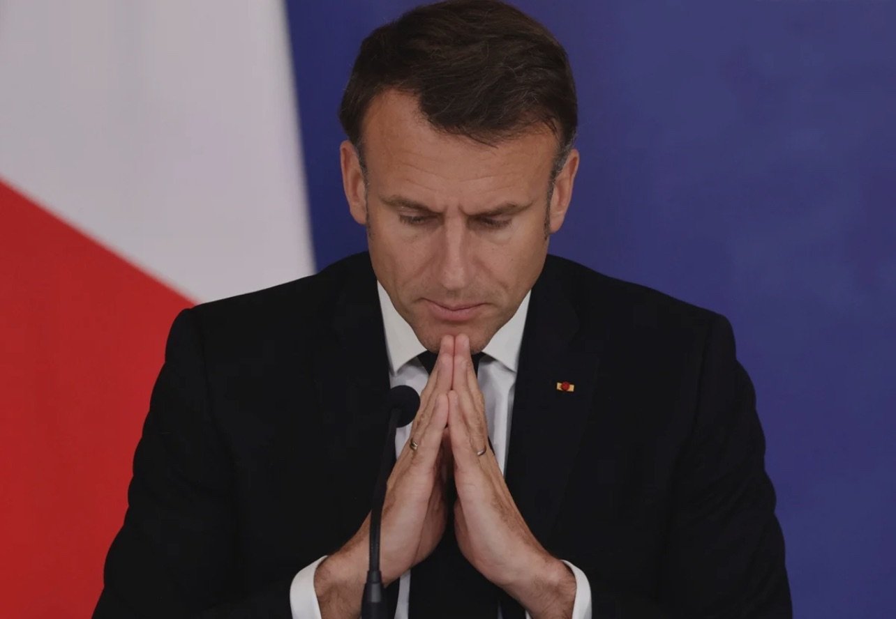 Macron, preocupado por bombardeo de objetivos iraníes no ligados al programa nuclear