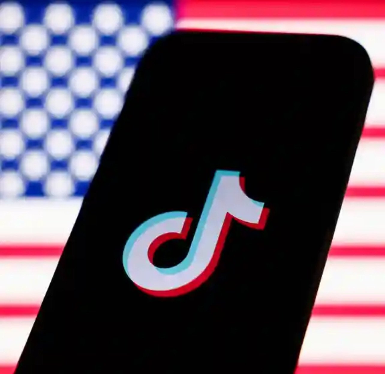 Donald Trump prorroga otros 90 días plazo de venta de TikTok