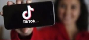 Comprender el impacto de TikTok en las mentes jóvenes